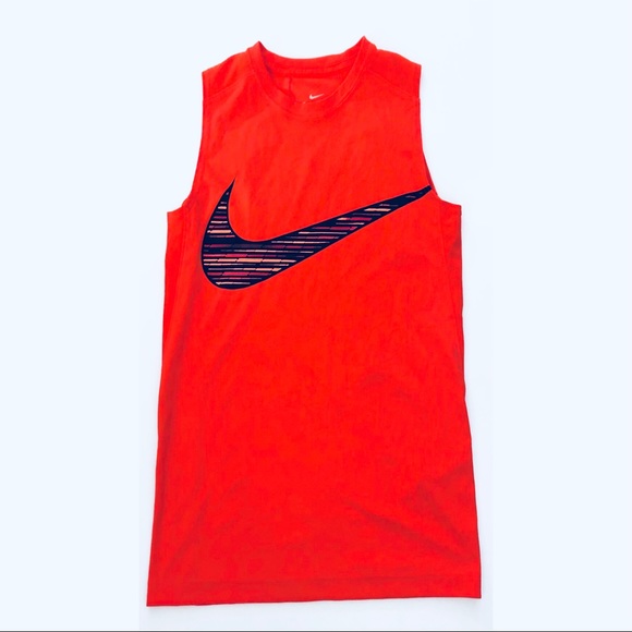 Nike Tops Nike Womens Sleeveless Teesuze Medium Poshmark